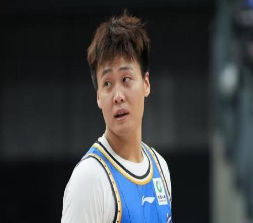 瑞士国门奥,姆林受伤离,科贝尔紧急,英皇娱乐官网,英皇娱乐官网在线娱乐平台