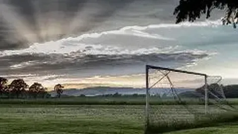 林心如舒淇杨谨华共聚闺蜜时光，三位女神素颜亮相展风采